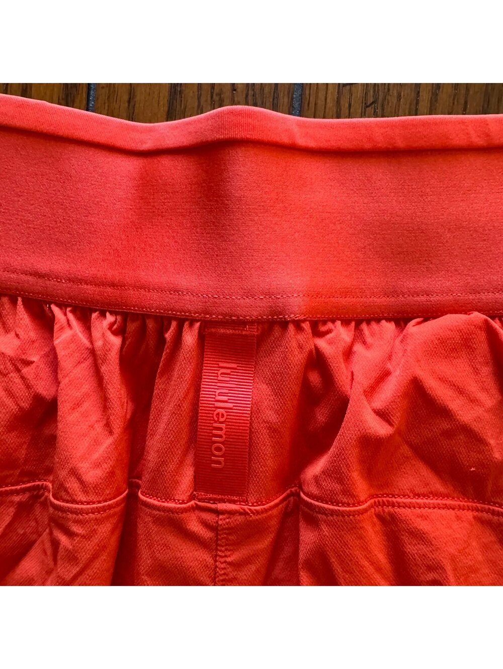 Lululemon License to Train Super High Rise Short 3.5” Cherry Ember Size L/10 NWT - Picture 6 of 8